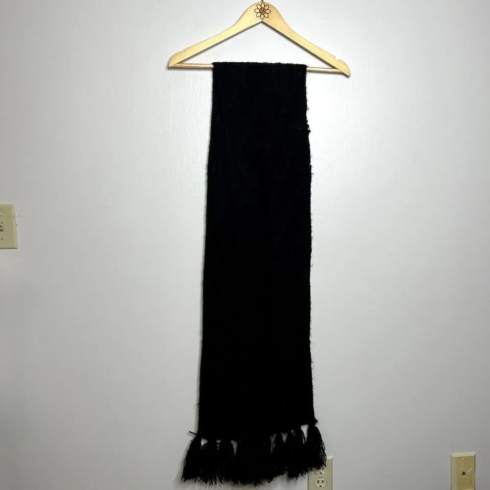 Black Knit Tassel Scarf